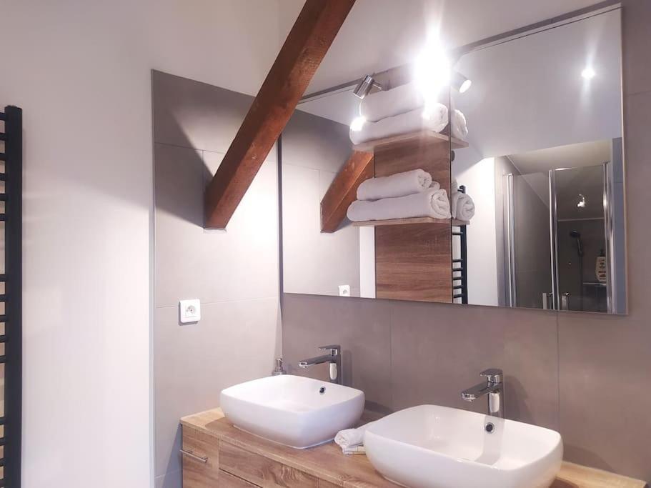 Suite Mansardee Independante, 25Min Lyon-Villefranche Chazay-d'Azergues Exteriör bild
